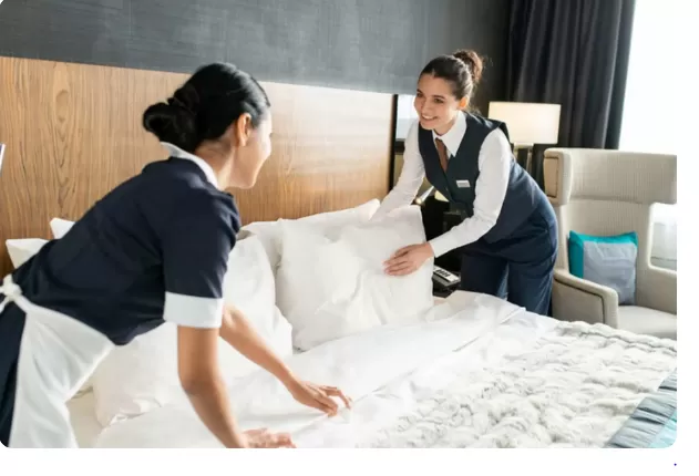 Nhân viên dọn dẹp nhà hàng , khách sạn